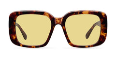 Modelo Bela en color Tigris Yellow