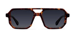 Modelo Chike en color Tigris Carbon