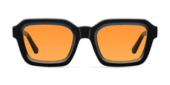 Modelo Nayah en color Black Orange